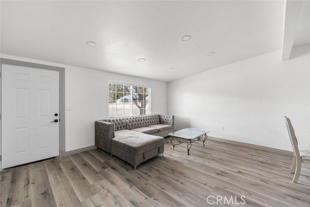 Detail Gallery Image 3 of 42 For 27035 Jerome St, Boron,  CA 93516 - 3 Beds | 2 Baths
