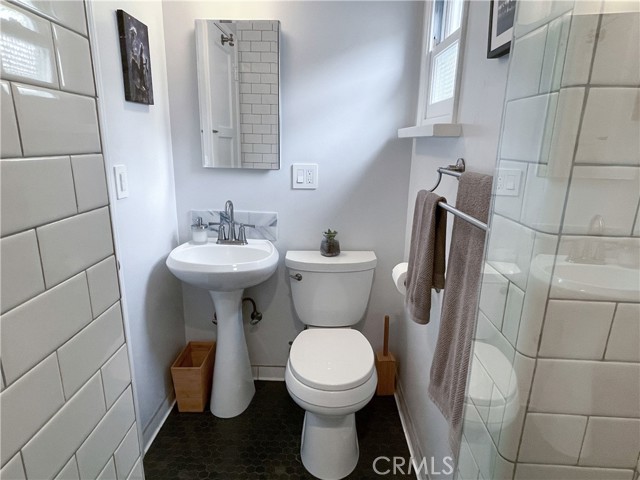 3500 Elm Avenue, Manhattan Beach, California 90266, 3 Bedrooms Bedrooms, ,1 BathroomBathrooms,Residential,Sold,Elm,PW24087007