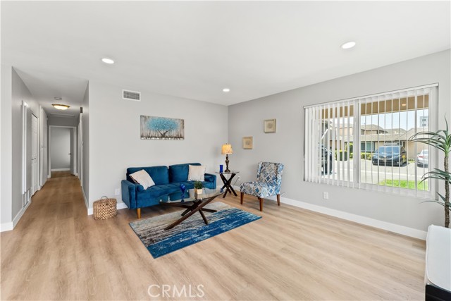 Detail Gallery Image 4 of 36 For 1132 S Dover Cir C65n,  Anaheim,  CA 92805 - 3 Beds | 2 Baths