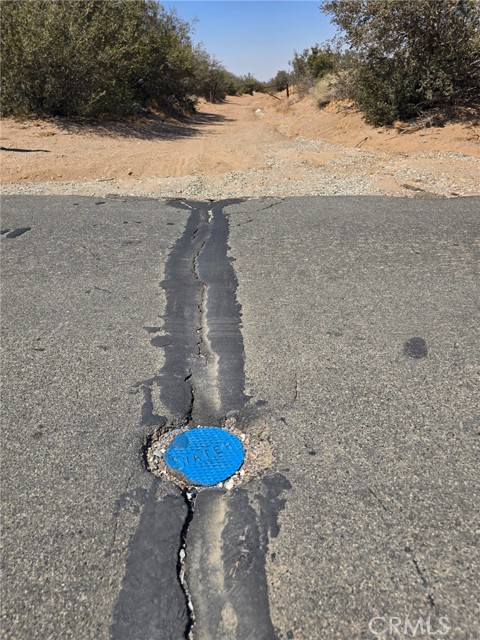 9602 Cedar Street, Phelan CA: https://media.crmls.org/medias/8f6afe1f-0b8d-4a6e-82cc-52f592d25803.jpg