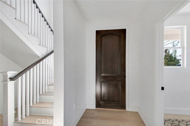 Detail Gallery Image 5 of 19 For 302 Cabrillo St, Costa Mesa,  CA 92627 - 4 Beds | 3 Baths