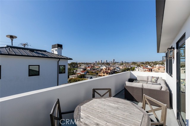 Detail Gallery Image 24 of 43 For 314 Dahlia, Corona Del Mar,  CA 92625 - 3 Beds | 3 Baths