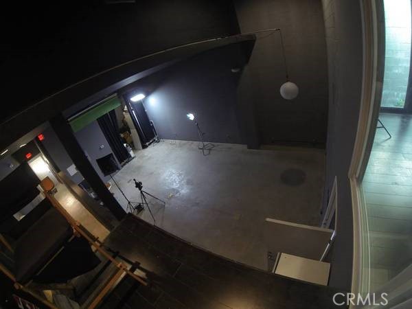 11417 Miranda Street, North Hollywood (los Angeles), California 91601, ,Commercial Lease,For Rent,11417 Miranda Street,CRSR25022604