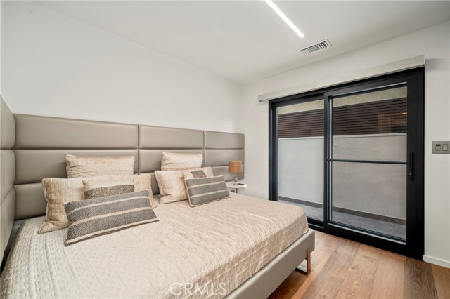 Detail Gallery Image 20 of 42 For 985 Begonia Ave, Costa Mesa,  CA 92626 - 3 Beds | 3 Baths