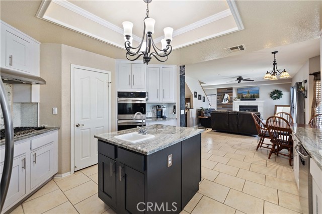 Detail Gallery Image 14 of 50 For 44235 Westridge, Lancaster,  CA 93536 - 5 Beds | 3 Baths