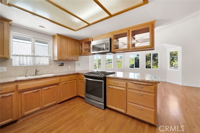 Detail Gallery Image 16 of 59 For 2110 Mccabe Dr, Cambria,  CA 93428 - 3 Beds | 2/1 Baths