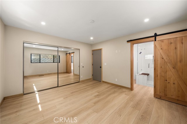 325 N Madison Avenue, Monrovia CA: https://media.crmls.org/medias/8f6cdb17-604e-4bc3-abe2-e2c3aebc29f3.jpg