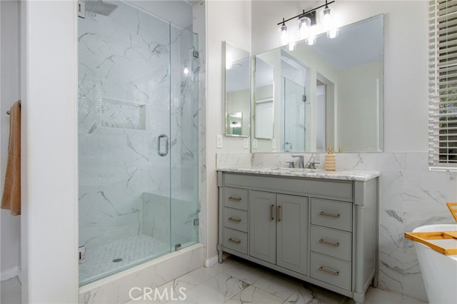 Image 26 of 49 For 30193 Trois Valley Street