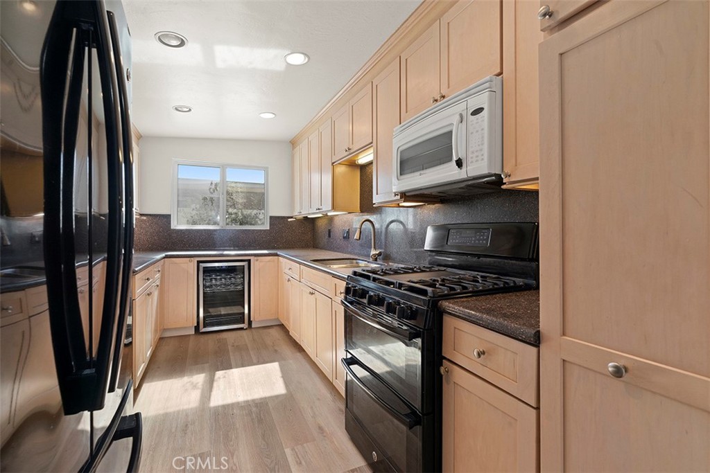 MLS #ND25257577 image #10