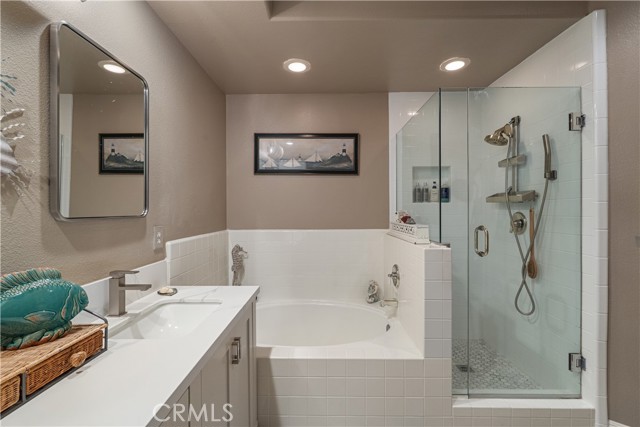 Detail Gallery Image 24 of 46 For 5142 Warner Ave #209,  Huntington Beach,  CA 92649 - 2 Beds | 2 Baths