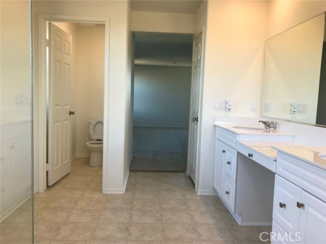 Detail Gallery Image 21 of 34 For 16031 Cordova, Victorville,  CA 92394 - 6 Beds | 2/1 Baths