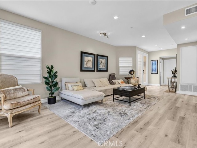 3405 S El Camino Real, San Clemente CA: https://media.crmls.org/medias/8f6ee9ae-5082-46e5-95c5-bfbc11527171.jpg