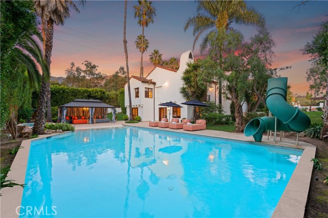 2347 E Valley Road, Montecito CA: https://media.crmls.org/medias/8f6f21fd-781d-47a4-aa03-c3c6bde9c9f9.jpg