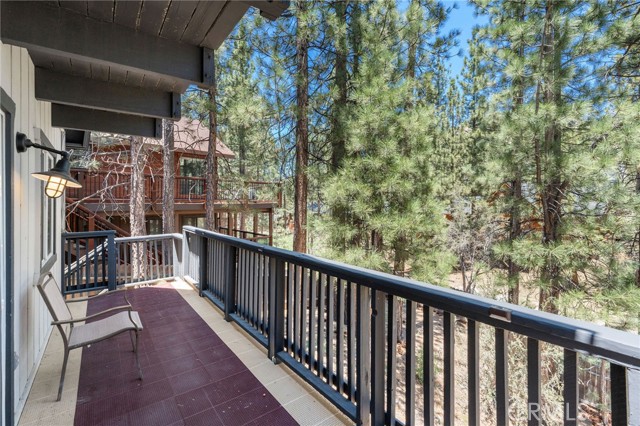 Detail Gallery Image 10 of 48 For 42662 Juniper Dr, Big Bear Lake,  CA 92315 - 3 Beds | 2 Baths