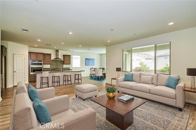 Detail Gallery Image 4 of 21 For 29822 Canary Wood Ct, Menifee,  CA 92584 - 3 Beds | 2 Baths