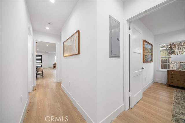 Detail Gallery Image 23 of 57 For 19918 Kittridge, Winnetka,  CA 91306 - 8 Beds | 6 Baths