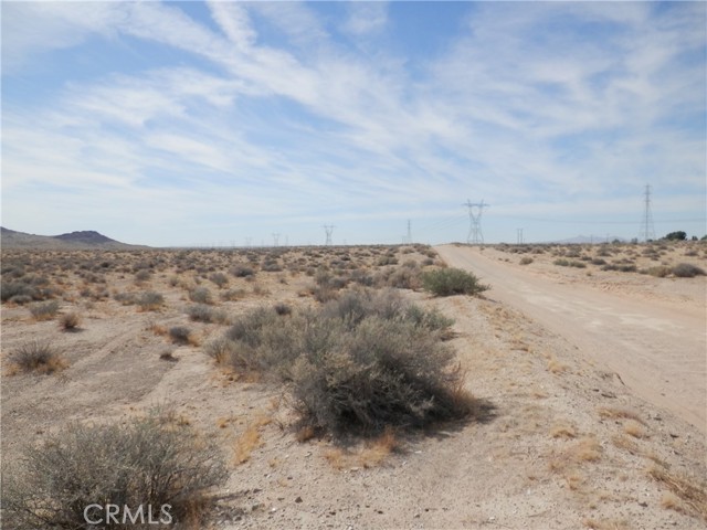 0 Holstead Road, Hinkley CA: https://media.crmls.org/medias/8f720807-35b2-4c3c-9cd9-4f89254f571f.jpg