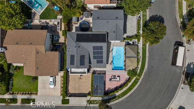 22835 Styles Street, Woodland Hills CA: https://media.crmls.org/medias/8f72a584-cc35-41fc-9d1d-ecefc8d6bbea.jpg