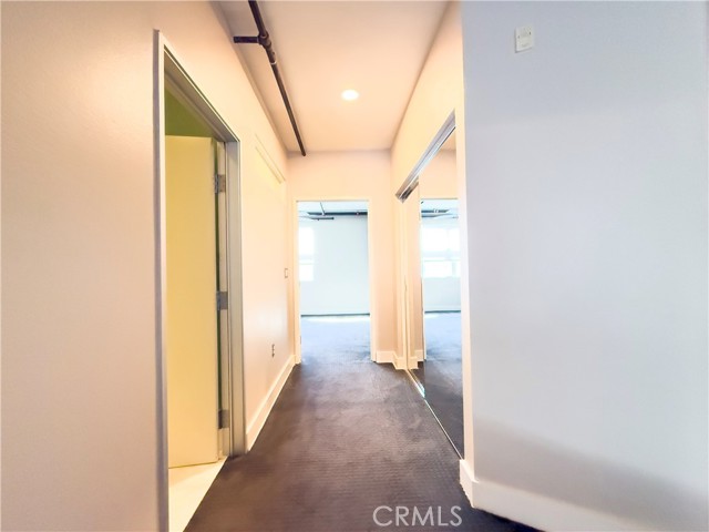 909 E Santa Ana Boulevard, Santa Ana CA: https://media.crmls.org/medias/8f739d46-0059-4e67-91f5-781adc19a930.jpg
