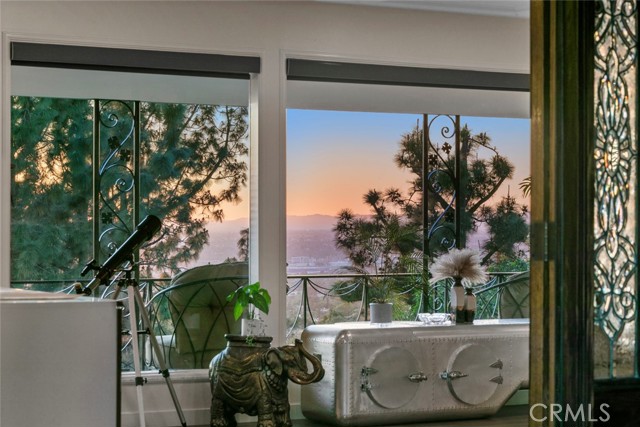 Detail Gallery Image 61 of 75 For 1558 Remah Vista, Glendale,  CA 91207 - 3 Beds | 4/1 Baths