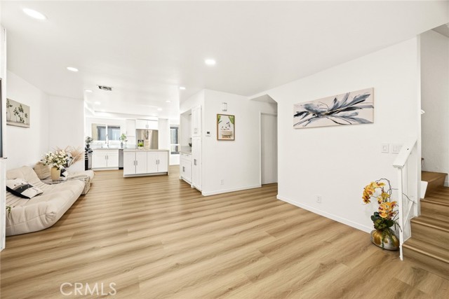 828 N Garfield Avenue, Alhambra CA: https://media.crmls.org/medias/8f73ae15-e573-4bfa-8801-e3e9f6ea0d9c.jpg