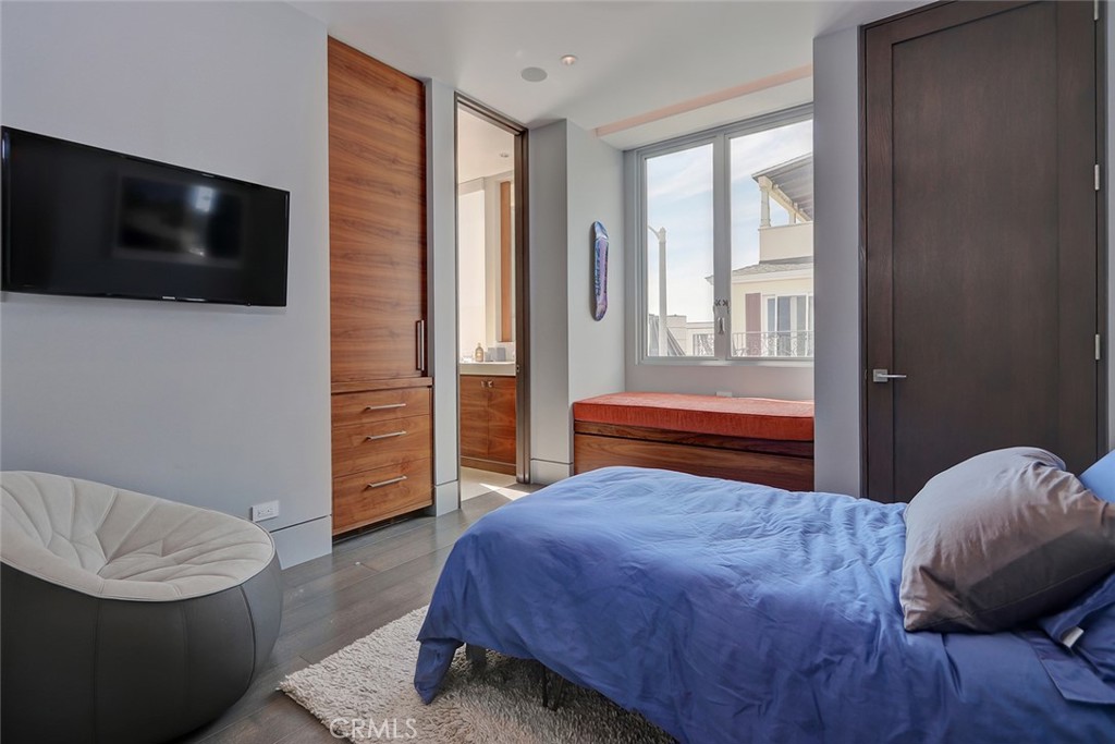 3208 Ocean Drive