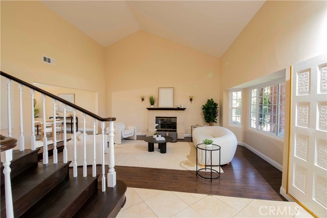 12860 Charlwood Street, Cerritos CA: https://media.crmls.org/medias/8f745929-3d43-4c7a-bb1b-472c40e9ae8f.jpg