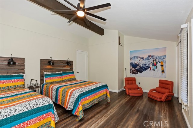 Detail Gallery Image 12 of 20 For 5577 Sheep Creek Dr, Wrightwood,  CA 92397 - 2 Beds | 2 Baths