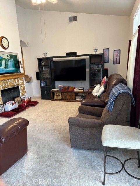 Detail Gallery Image 19 of 58 For 20361 Pahute, Apple Valley,  CA 92308 - 4 Beds | 2/1 Baths