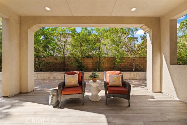 Detail Gallery Image 16 of 28 For 18 Windrow Rd, Tustin,  CA 92782 - 6 Beds | 5/1 Baths