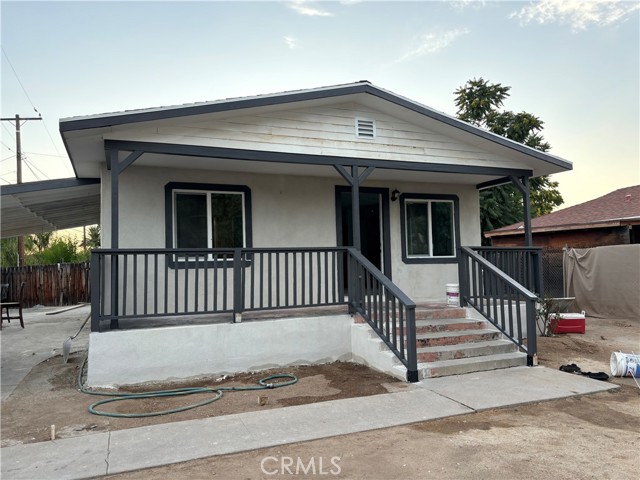 Detail Gallery Image 1 of 1 For 812 S C St, Perris,  CA 92570 - 2 Beds | 2 Baths