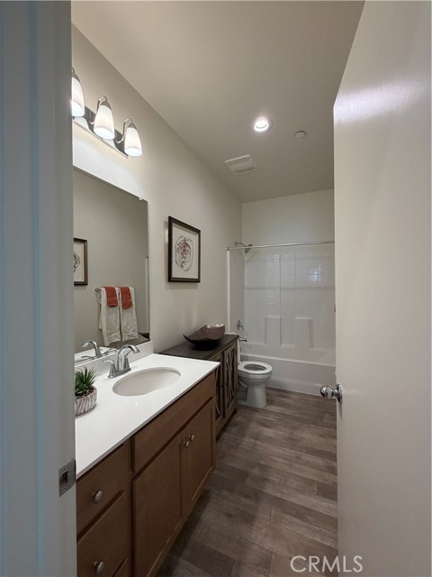 Detail Gallery Image 8 of 11 For 3151 Yuba River Dr., Merced,  CA 95341 - 4 Beds | 2 Baths