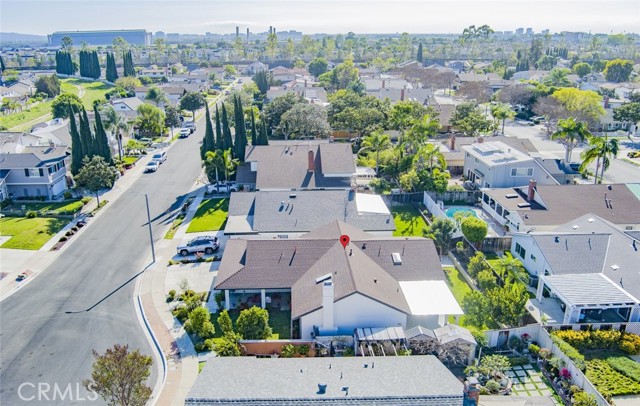 Detail Gallery Image 4 of 30 For 14751 Foxcroft, Tustin,  CA 92780 - 4 Beds | 2 Baths