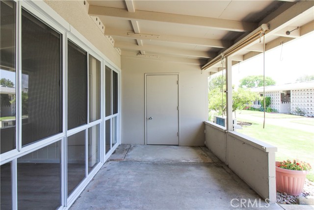 Detail Gallery Image 6 of 21 For 13061 Oak Hills Dr 221b,  Seal Beach,  CA 90740 - 1 Beds | 1 Baths