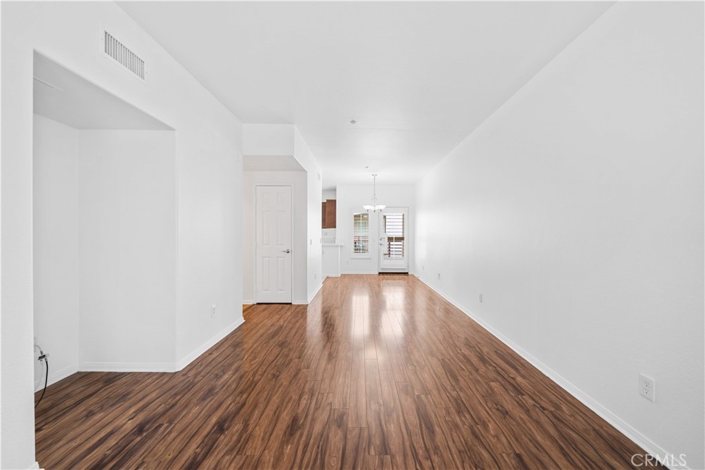 323 Tesoro - photo 12