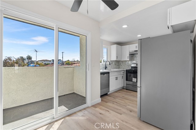 Detail Gallery Image 7 of 18 For 523 W 12th #4,  San Pedro,  CA 90731 - 10 Beds | 10 Baths