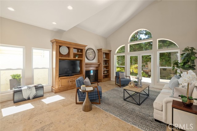 2403 Voorhees Avenue, Redondo Beach, California 90278, 4 Bedrooms Bedrooms, ,3 BathroomsBathrooms,Residential,Sold,Voorhees,SB22138890