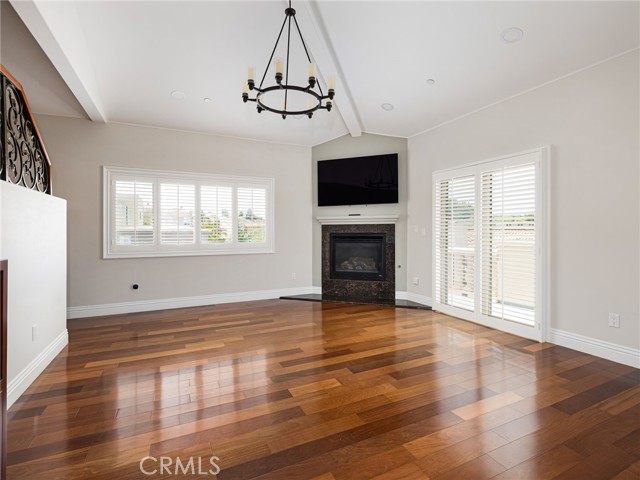 229 N Juanita Avenue, Redondo Beach CA: https://media.crmls.org/medias/8f784fc1-37e6-4a22-84a9-749b3b5dcafc.jpg