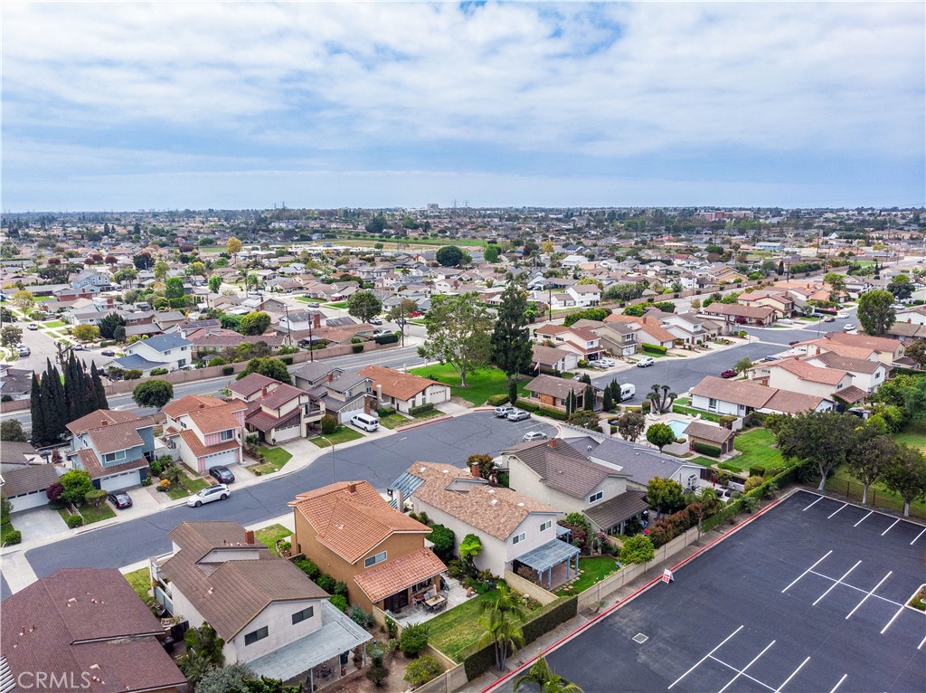 https://media.crmls.org/medias/8f78f3c8-24bd-4ec9-a143-d6747a3ed6a6.jpg?preset=X-Large