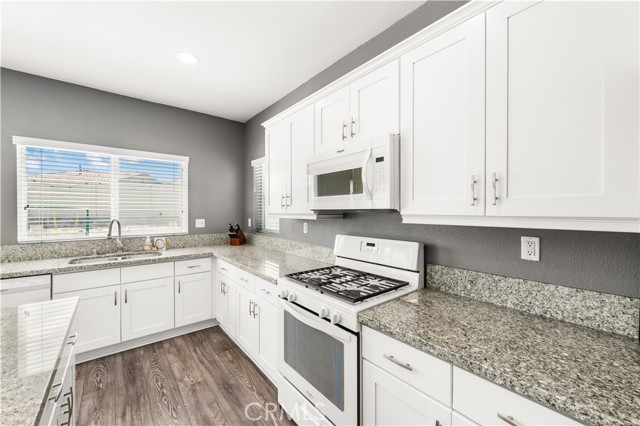 Detail Gallery Image 29 of 62 For 1676 Vibrant Gln, San Jacinto,  CA 92582 - 3 Beds | 2 Baths