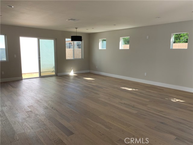 24240 Ocean Avenue, Torrance, California 90505, 3 Bedrooms Bedrooms, ,2 BathroomsBathrooms,Residential Lease,Sold,Ocean,SB24002485