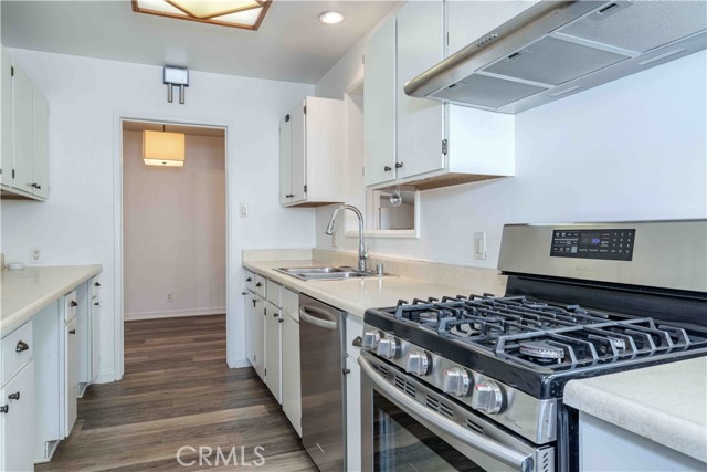 Detail Gallery Image 11 of 24 For 2371 Park Ave, Long Beach,  CA 90815 - 2 Beds | 1 Baths