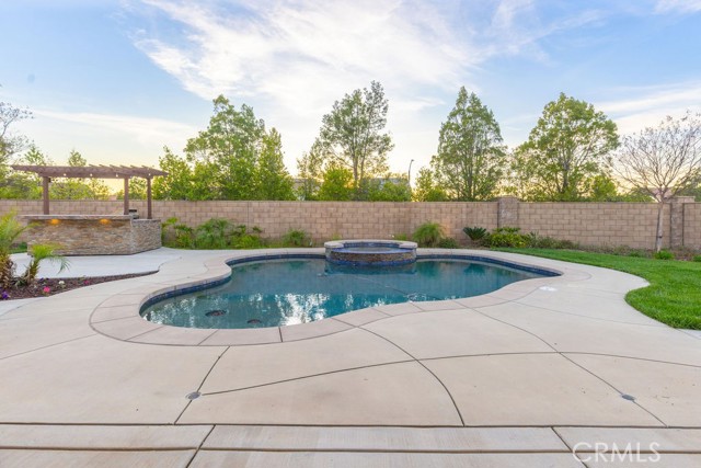 Detail Gallery Image 24 of 28 For 27877 Ladoga, Menifee,  CA 92585 - 5 Beds | 3/1 Baths