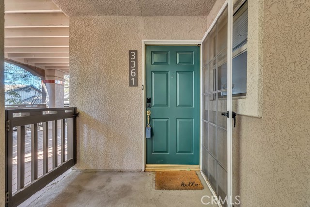 Detail Gallery Image 3 of 35 For 3361 Holly Grove St, Westlake Village,  CA 91362 - 3 Beds | 2 Baths