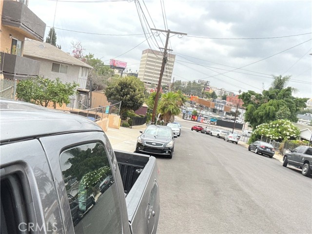 Detail Gallery Image 11 of 12 For 1414 Lake Shore, Los Angeles,  CA 90026 - – Beds | – Baths