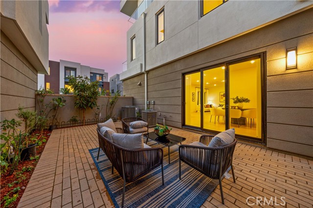 Detail Gallery Image 39 of 56 For 16376 Veterans, Tustin,  CA 92782 - 4 Beds | 3/1 Baths