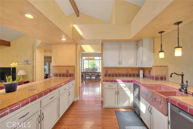 Detail Gallery Image 20 of 70 For 1873 Paseo La Paz, Pomona,  CA 91768 - 3 Beds | 2 Baths