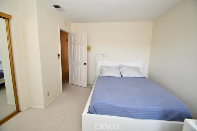 Detail Gallery Image 25 of 28 For 1920 Havemeyer Ln Unit B, Redondo Beach,  CA 90278 - 4 Beds | 2/1 Baths