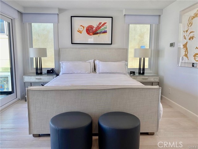 Detail Gallery Image 11 of 26 For 203 Sapphire, Newport Beach,  CA 92662 - 3 Beds | 3/1 Baths