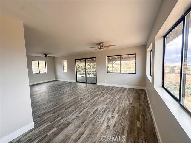 Image 18 of 37 For 4921 Bella Vista Drive